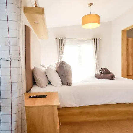 Holywell View 19 - Seaside & Countryside - Sleeps 6 Holiday home *
