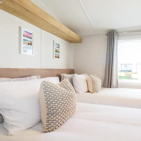 Holywell View 19 - Seaside & Countryside - Sleeps 6 * Cubert