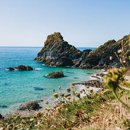 Holywell View 19 - Seaside & Countryside - Sleeps 6 Holiday home Cubert