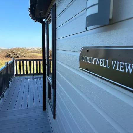 Holiday home Holywell View 19 - Seaside & Countryside - Sleeps 6 *